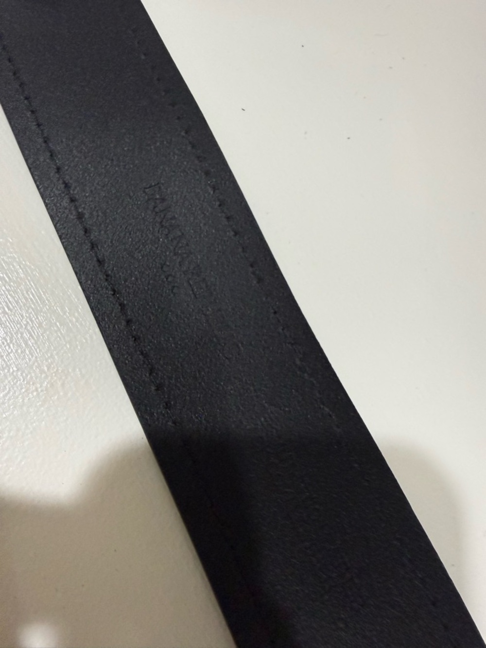 Banana Republic minimalist,Black Leather Belt with Gold Buckle xl - Picture 4 of 5